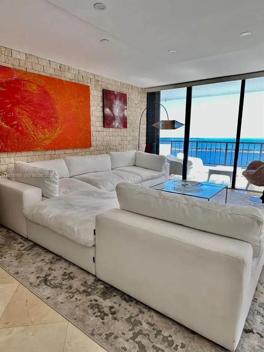 3 bedroom 3 bath Residential Lease for rent at 1581 Brickell Ave # 2005, Miami FL 33129