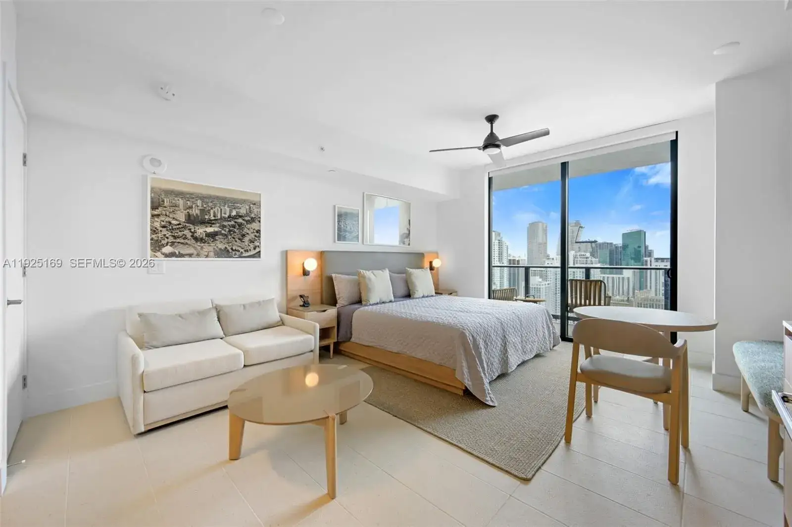1 bath Residential for sale at 159 NE 6th St # 3810, Miami FL 33132
