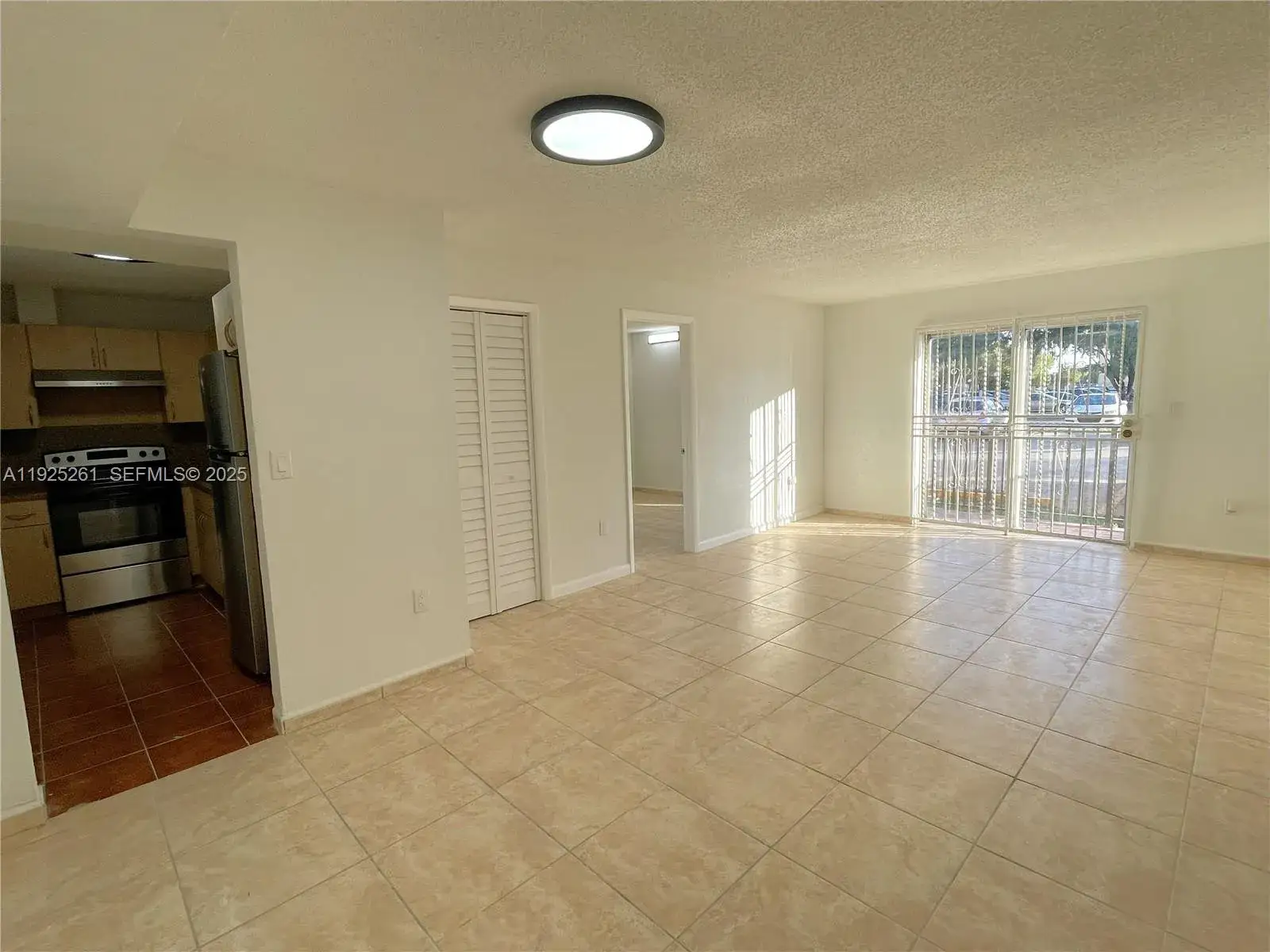 2 bedroom 2 bath Residential Lease for rent at 4721 NW 7th St # 12, Miami FL 33126