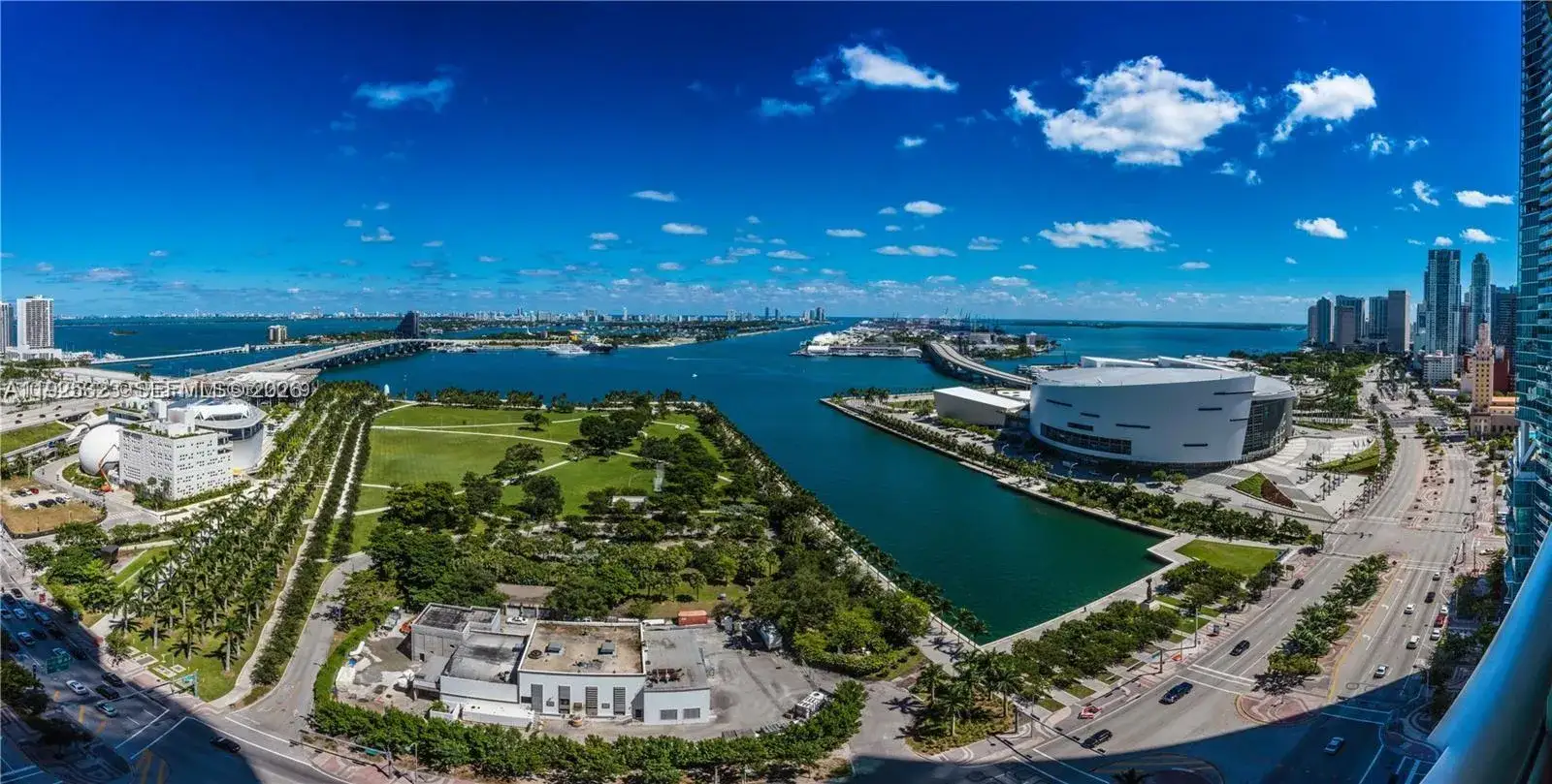 1 bedroom 1 bath Residential Lease for rent at 900 Biscayne Blvd # 2604, Miami FL 33132