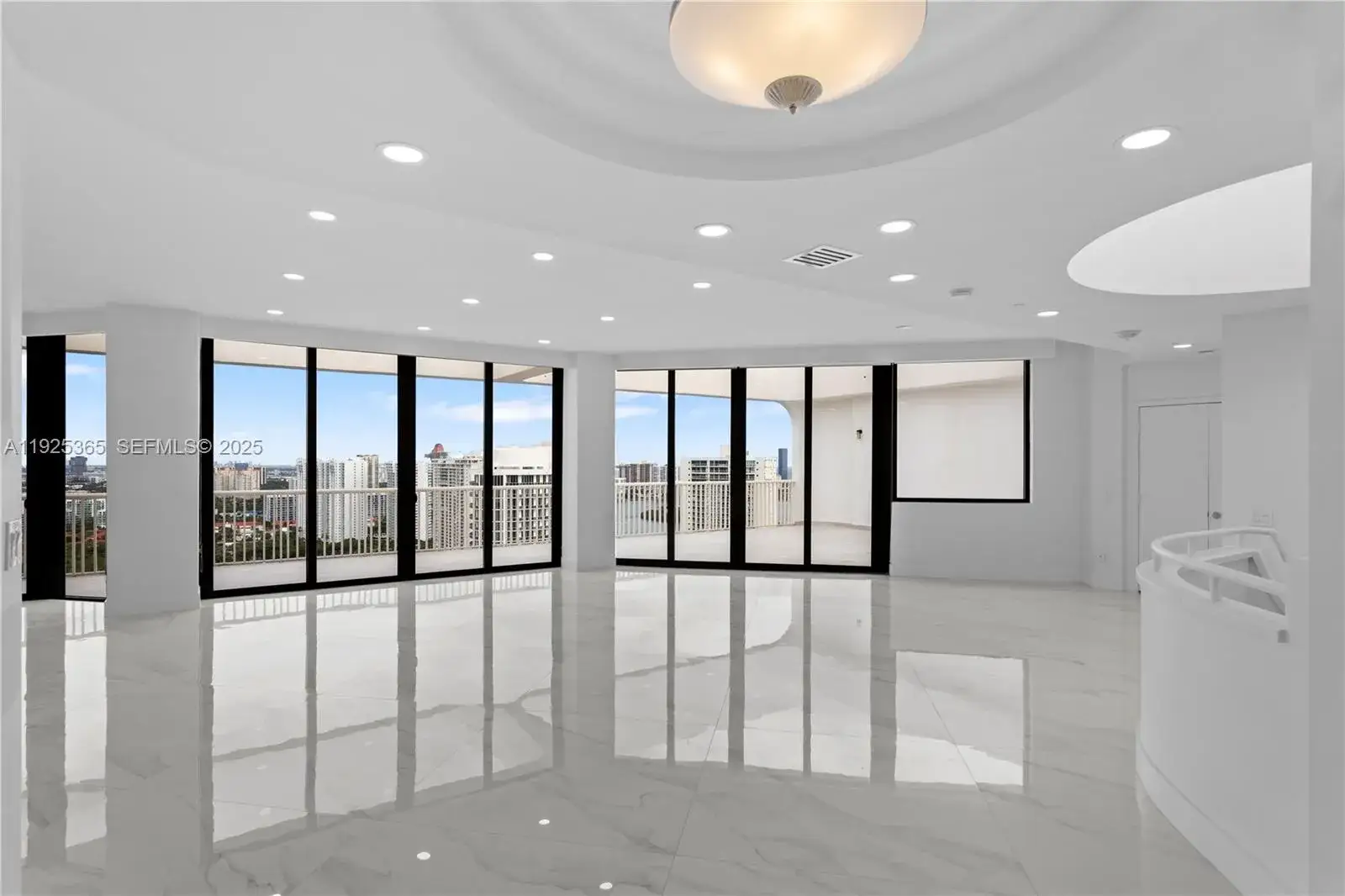 3 bedroom 3 bath Residential Lease for rent at 2000 Island Blvd # 5, Aventura FL 33160