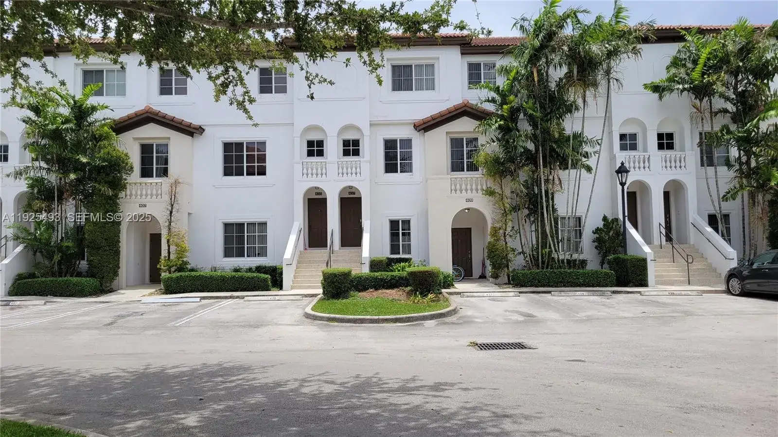 3 bedroom 2 bath Residential for sale at 12600 SW 50th Ct # 437, Miramar FL 33027