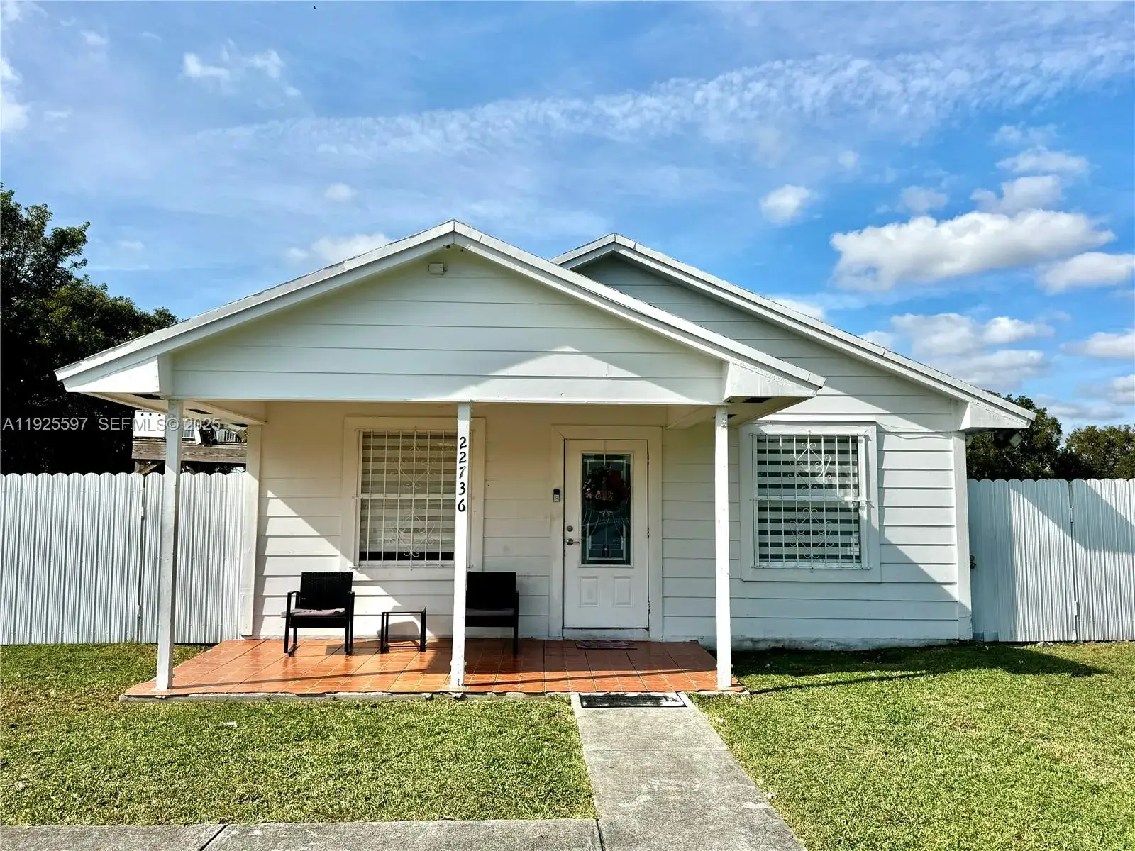 3 bedroom 1 bath Residential for sale at 22736 SW 114th Pl, Miami FL 33170