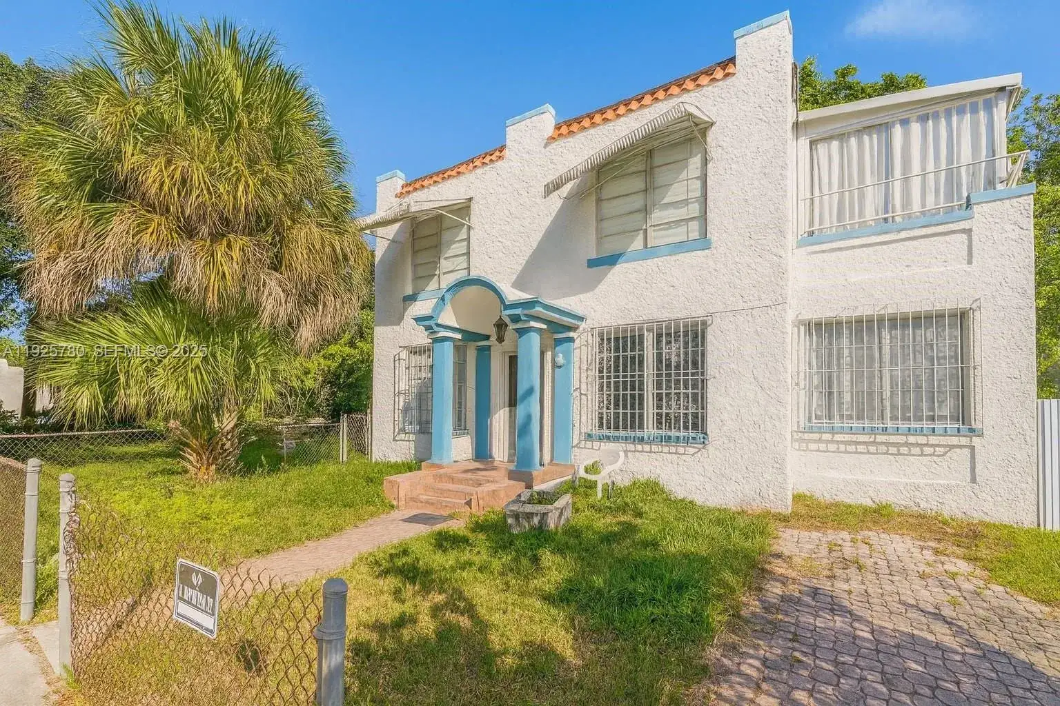 6 bedroom 3 bath Residential for sale at 1725 NW 19th St, Miami FL 33125