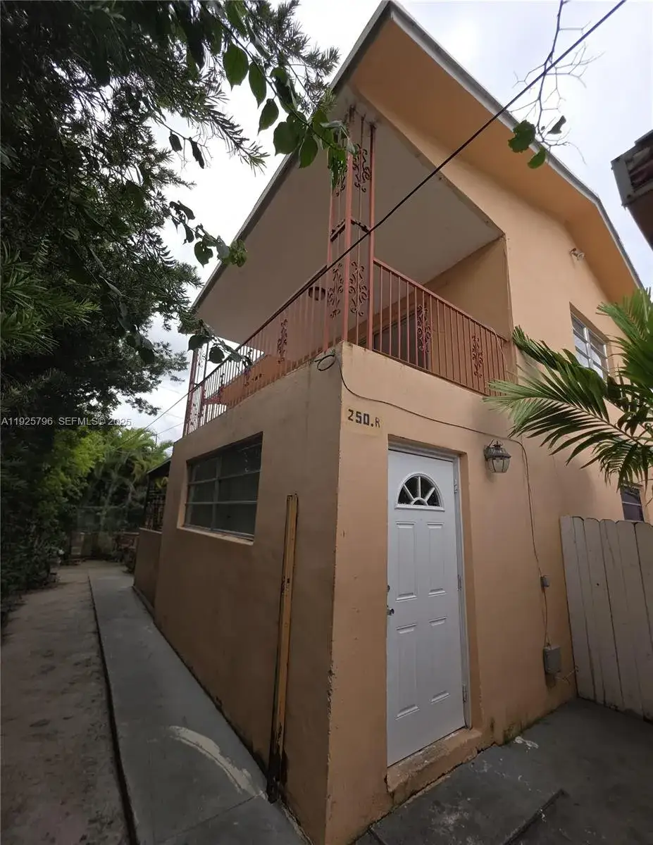 3 bedroom 1 bath Residential Lease for rent at 250 NW 63rd Ct # 2, Miami FL 33126