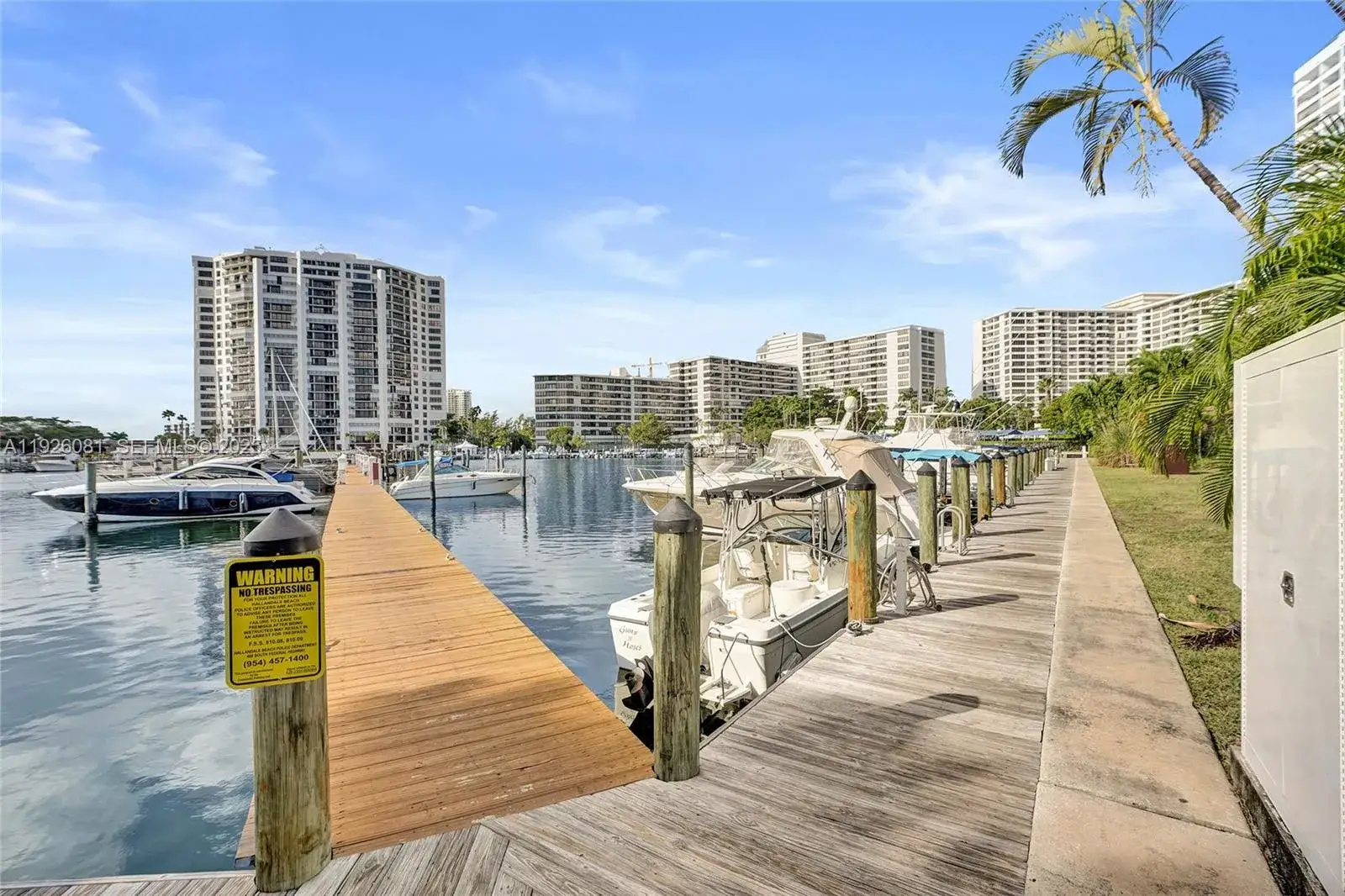 3 bedroom 2 bath Residential for sale at 531 Leslie Dr, Hallandale Beach FL 33009