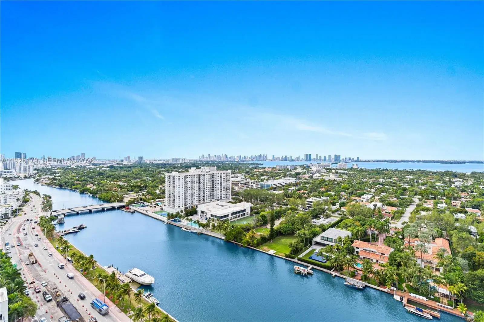 1 bath Residential for sale at 4401 Collins Ave # 2517, Miami Beach FL 33140