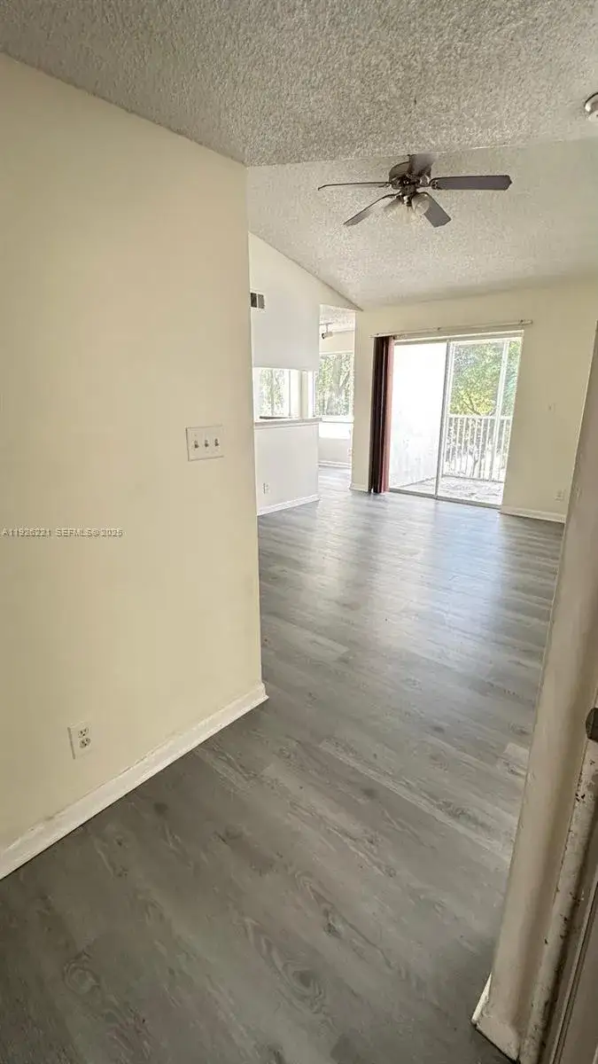 2 bedroom 1 bath Residential Lease for rent at 5672 Rock Island Rd # 262, Tamarac FL 33319