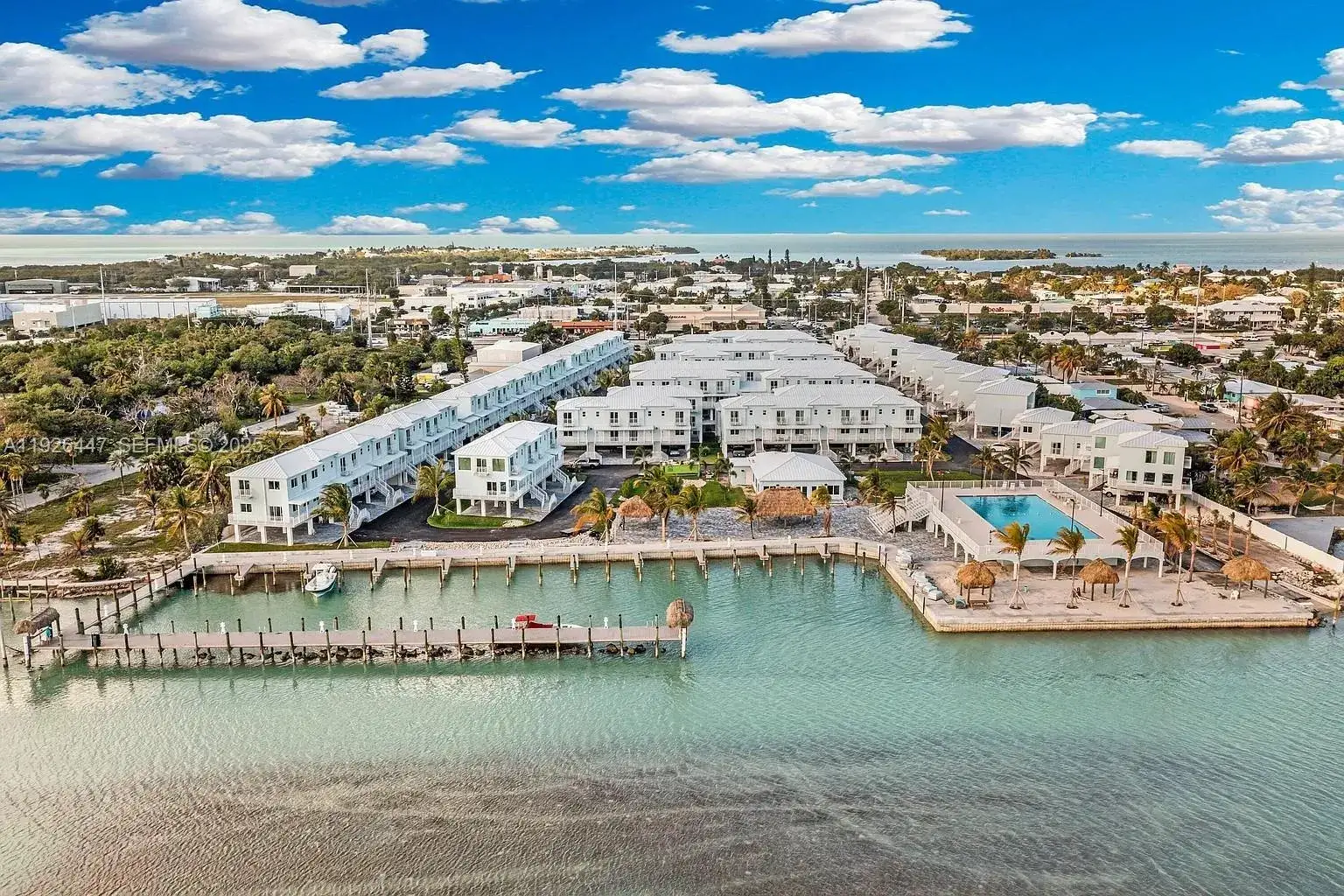 1 bedroom 2 bath Residential Lease for rent at 10877 Overseas Hwy # 37, Marathon FL 33050