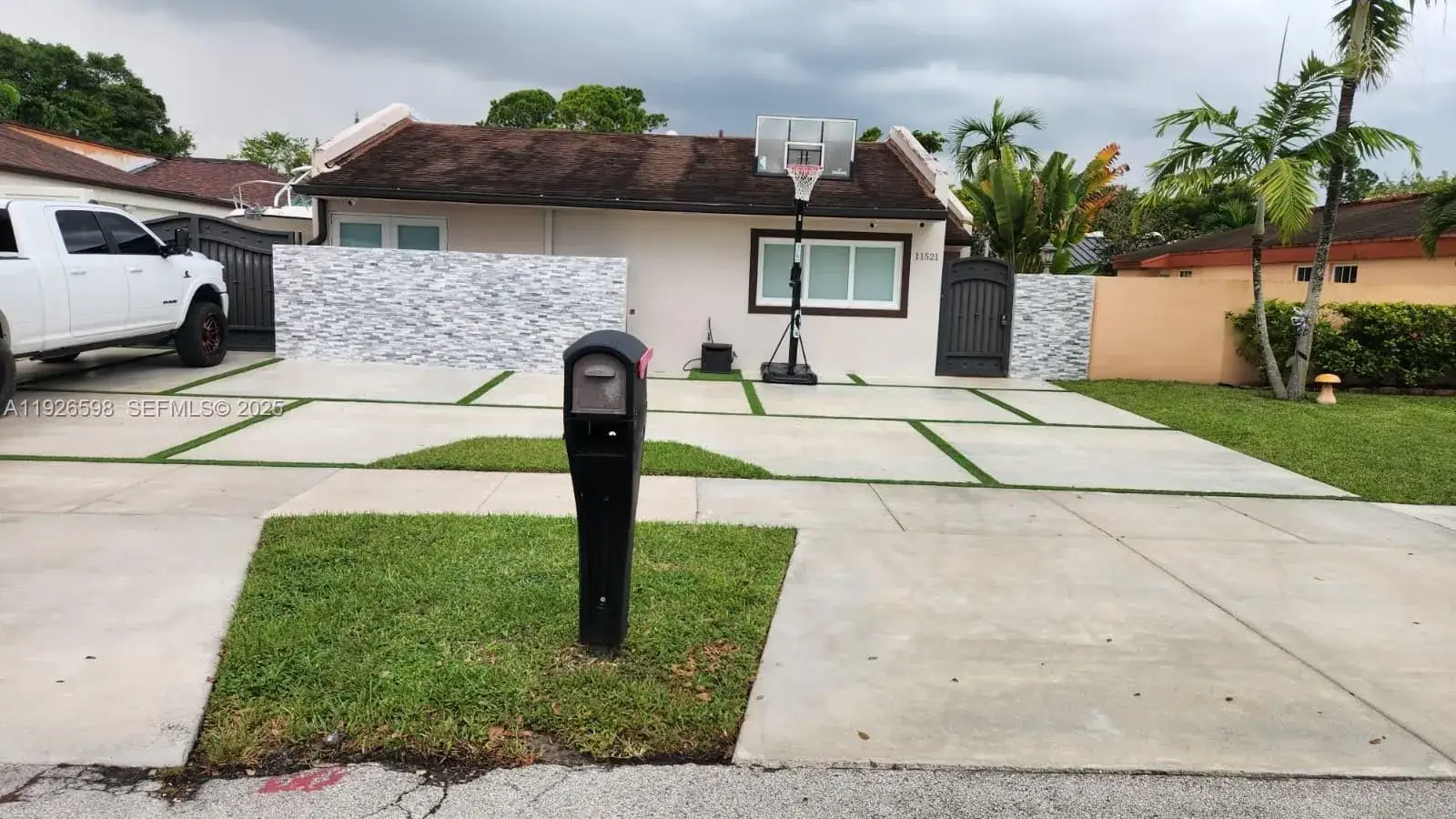 4 bedroom 2 bath Residential Lease for rent at 11521 SW 80th Ter, Miami FL 33173