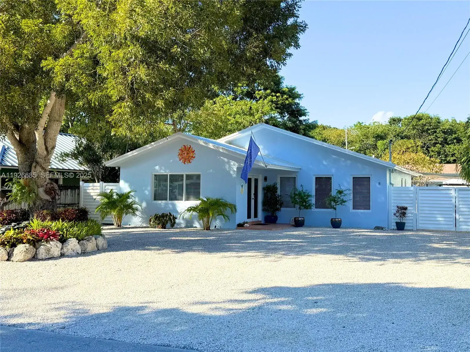 3 bedroom 2 bath Residential Lease for rent at 8 N End Rd, Key Largo FL 33037