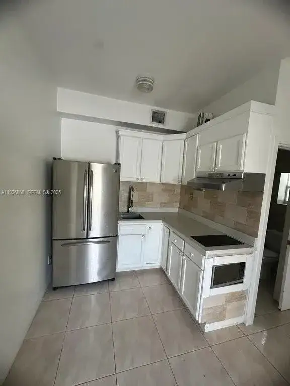 2 bedroom 1 bath Residential Lease for rent at 251 NW 40th Ct # 3, Miami FL 33126