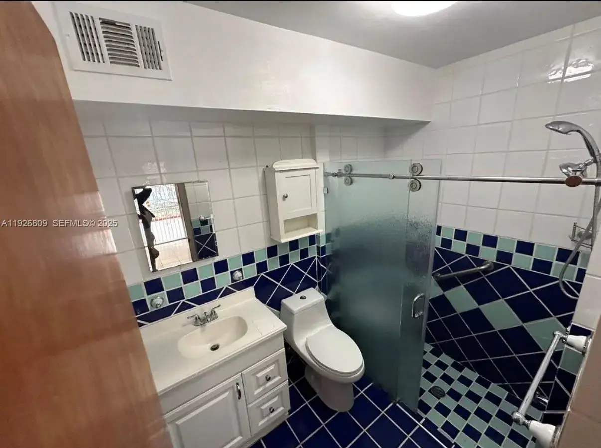 2 bedroom 1 bath Residential Lease for rent at 3894 NW 5th St # 3, Miami FL 33126