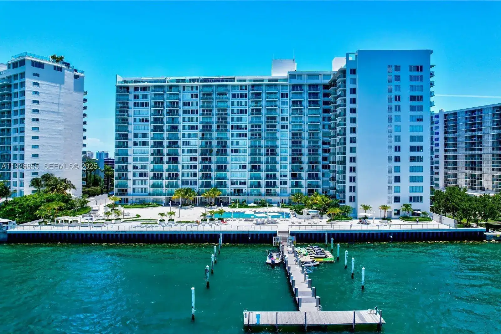 1 bedroom 1 bath Residential for sale at 1000 West Ave # 1027, Miami Beach FL 33139