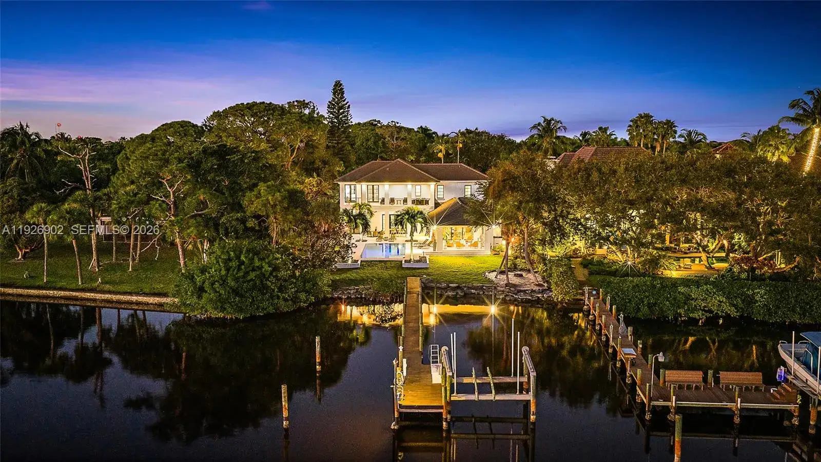 6 bedroom 5 bath Residential for sale at 19651 Riverside Dr, Jupiter FL 33469