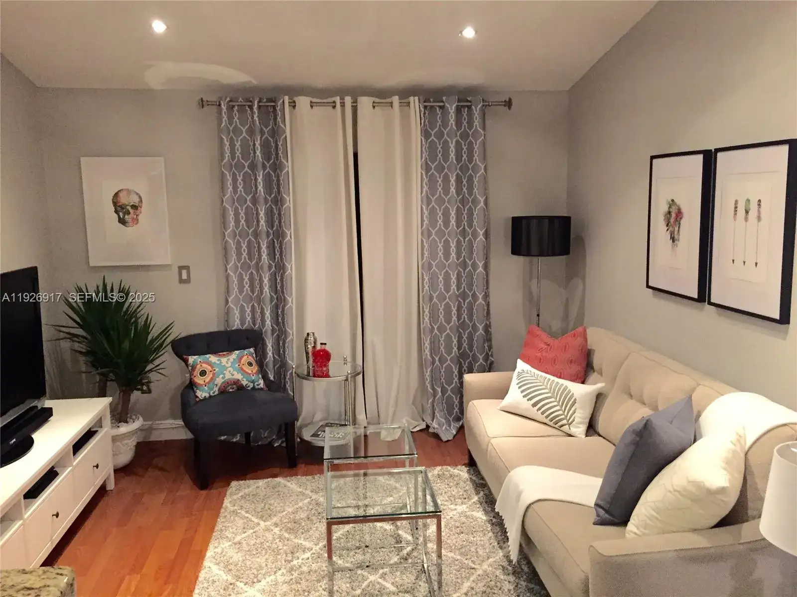 1 bedroom 1 bath Residential Lease for rent at 15570 SW 105th Ln # 1708, Miami FL 33196