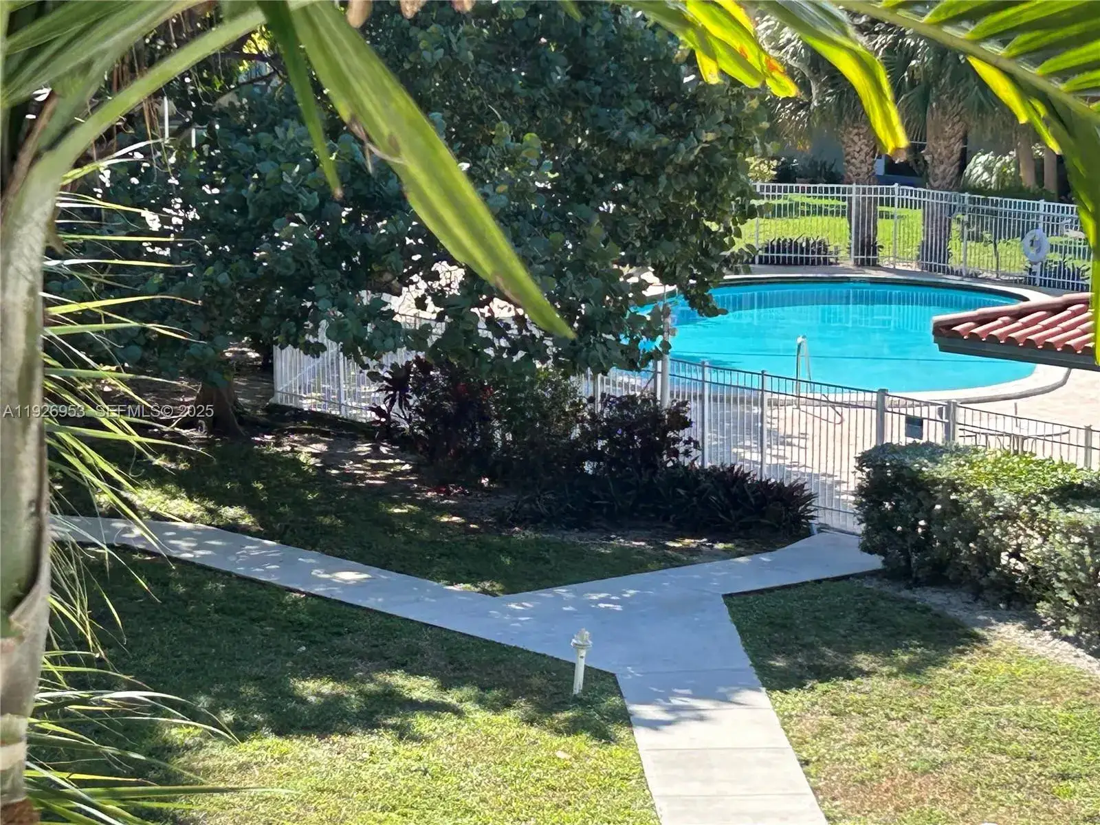 2 bedroom 2 bath Residential Lease for rent at 250 Layne Blvd # 312, Hallandale Beach FL 33009