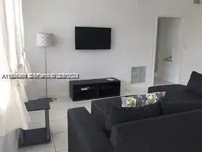 2 bedroom 2 bath Residential for sale at 250 S Shore Dr # 5, Miami Beach FL 33141