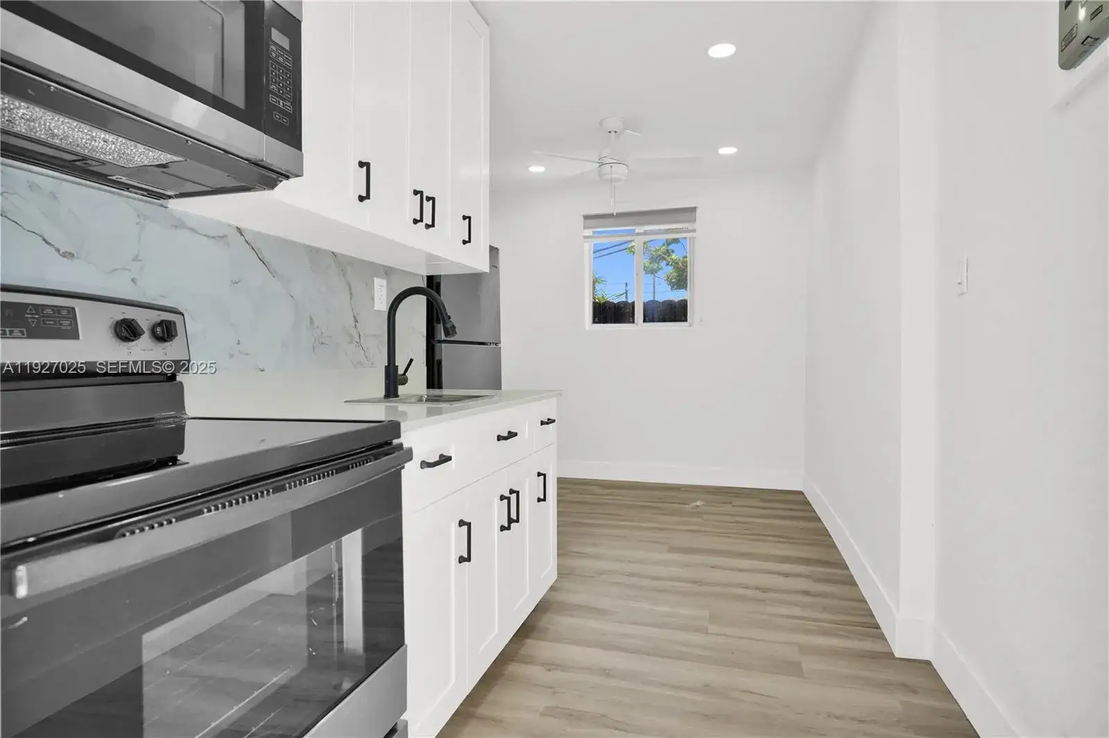 1 bedroom 1 bath Residential Lease for rent at 210 Beacom Blvd # B, Miami FL 33135