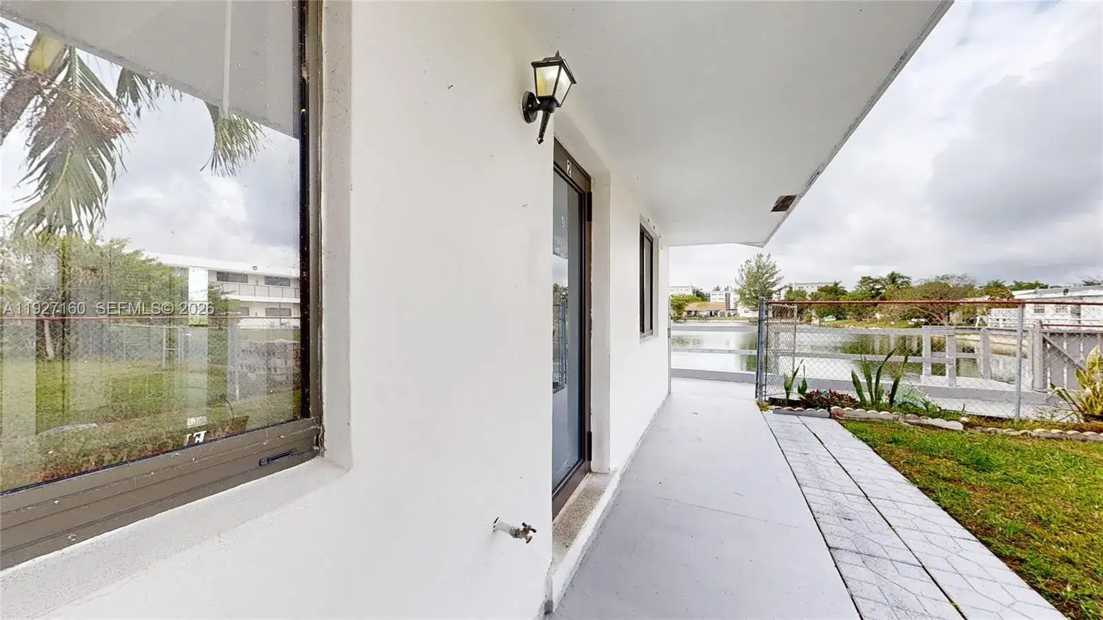2 bedroom 1 bath Residential Lease for rent at 220 SW 8th Ave # 2, Hallandale Beach FL 33009