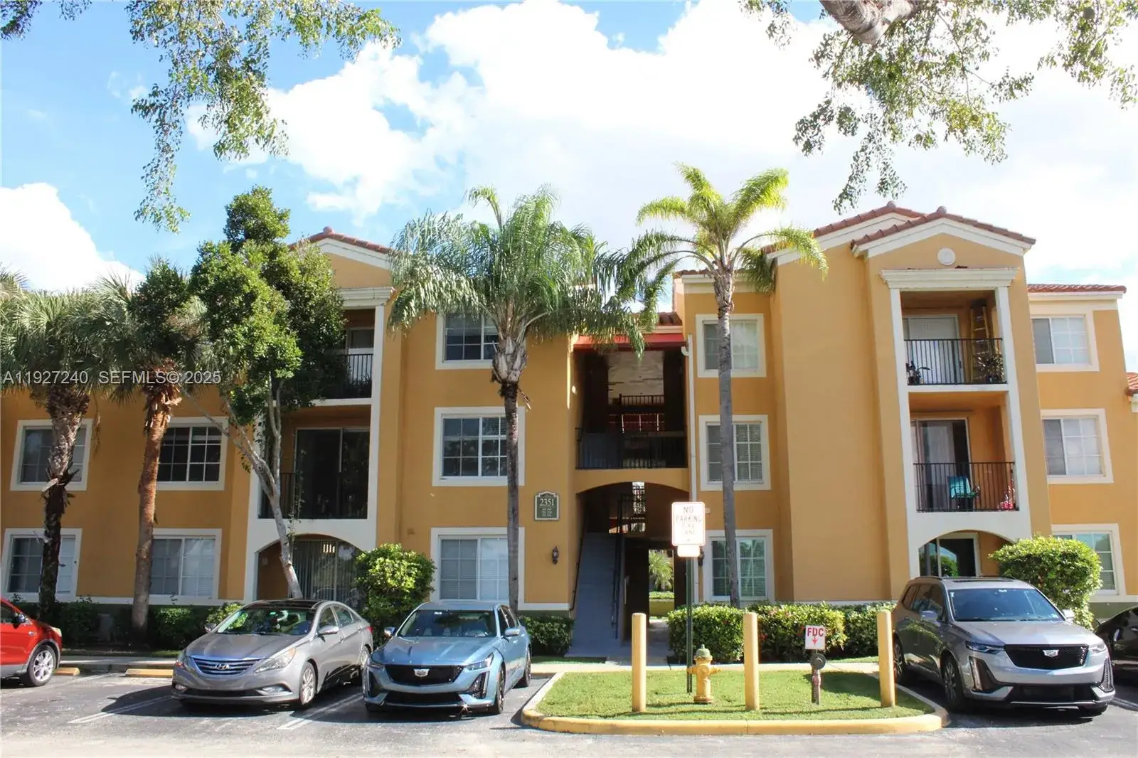 2 bedroom 2 bath Residential for sale at 2351 W Preserve Way # 205, Miramar FL 33025
