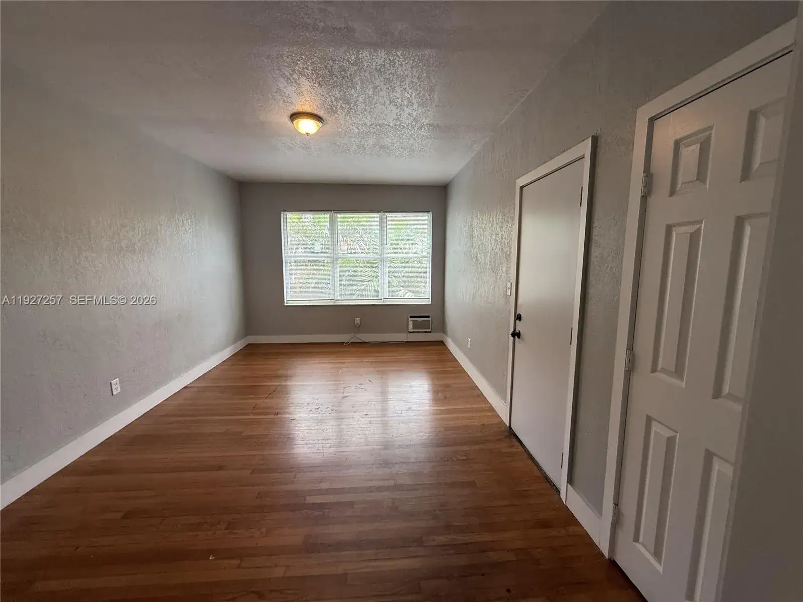 1 bath Residential Lease for rent at 315 W 28th St # 14, Miami Beach FL 33140