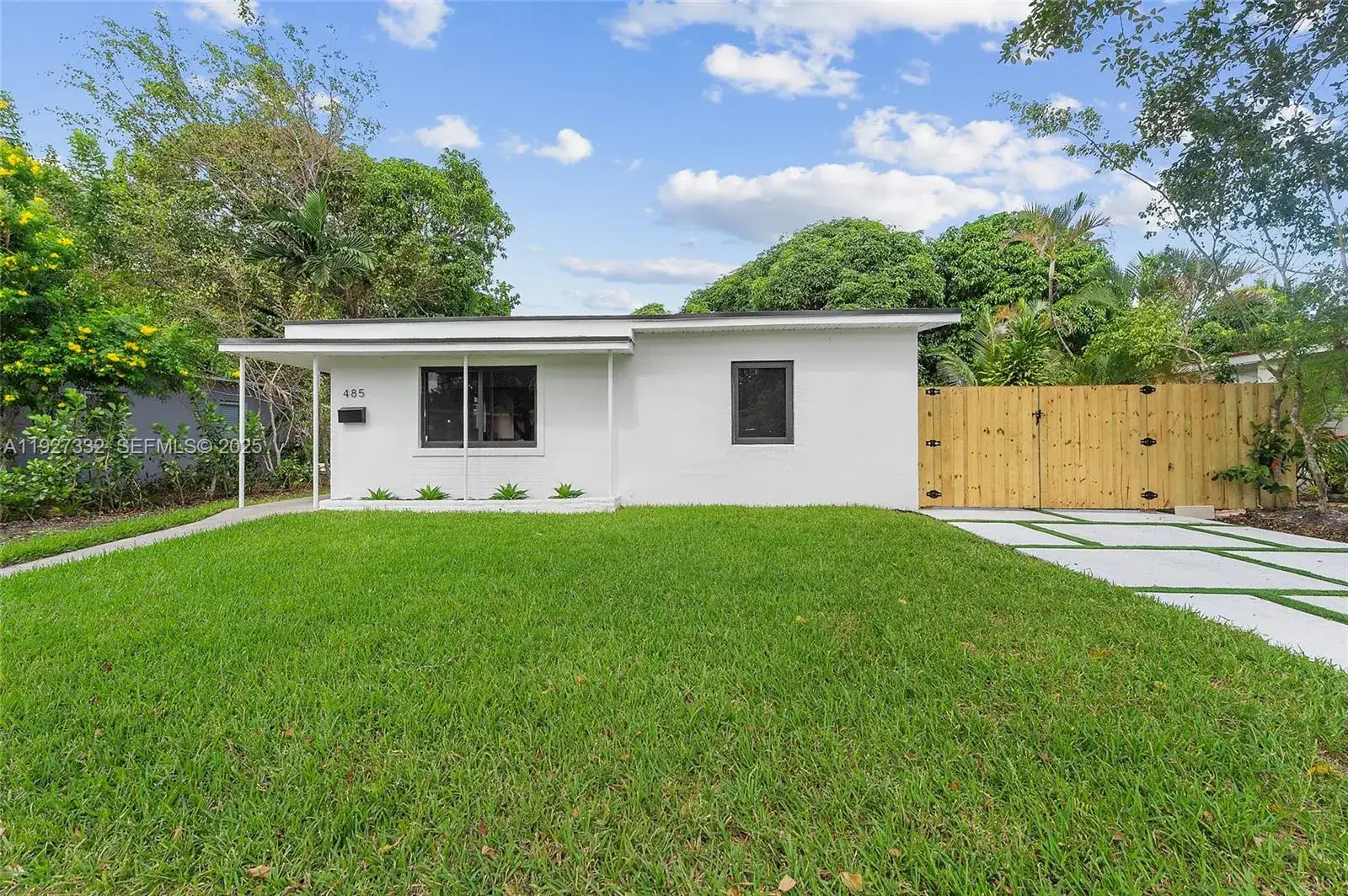 3 bedroom 2 bath Residential Lease for rent at 485 NW 132nd St, North Miami FL 33168