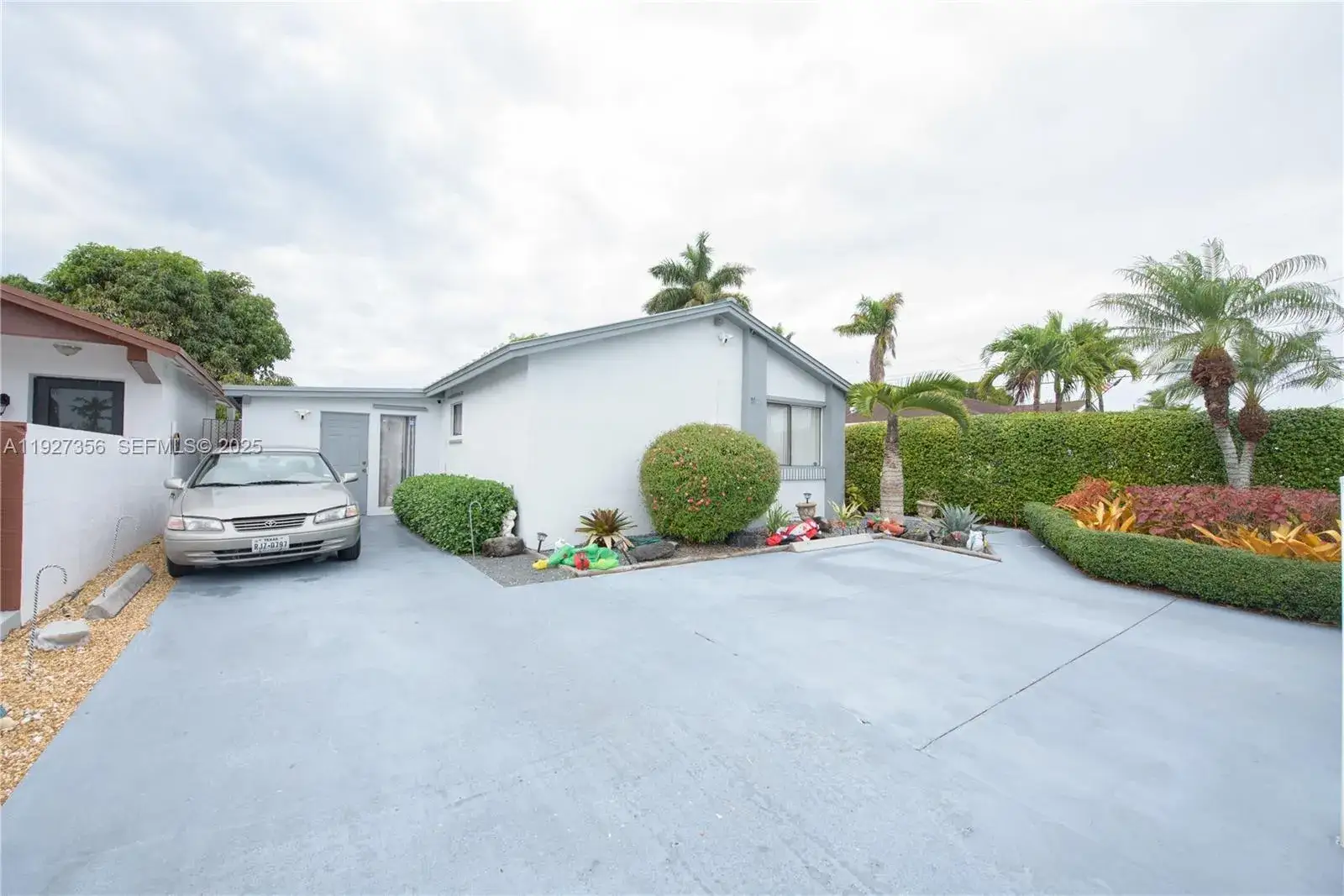 3 bedroom 2 bath Residential for sale at 19224 SW 122nd Ct, Miami FL 33177