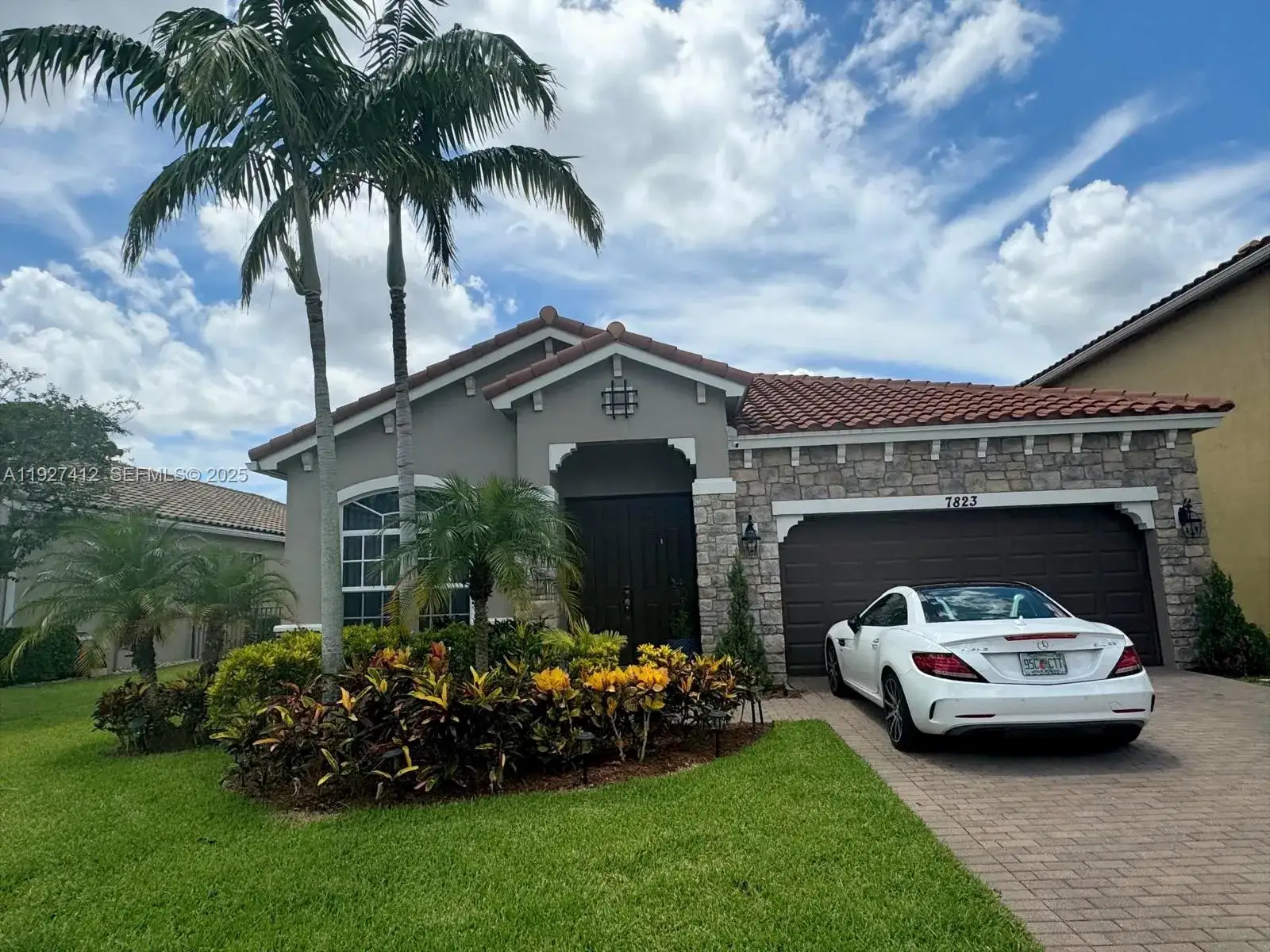 4 bedroom 2 bath Residential Lease for rent at 7823 Patriot St # 7823, Lake Worth FL 33463