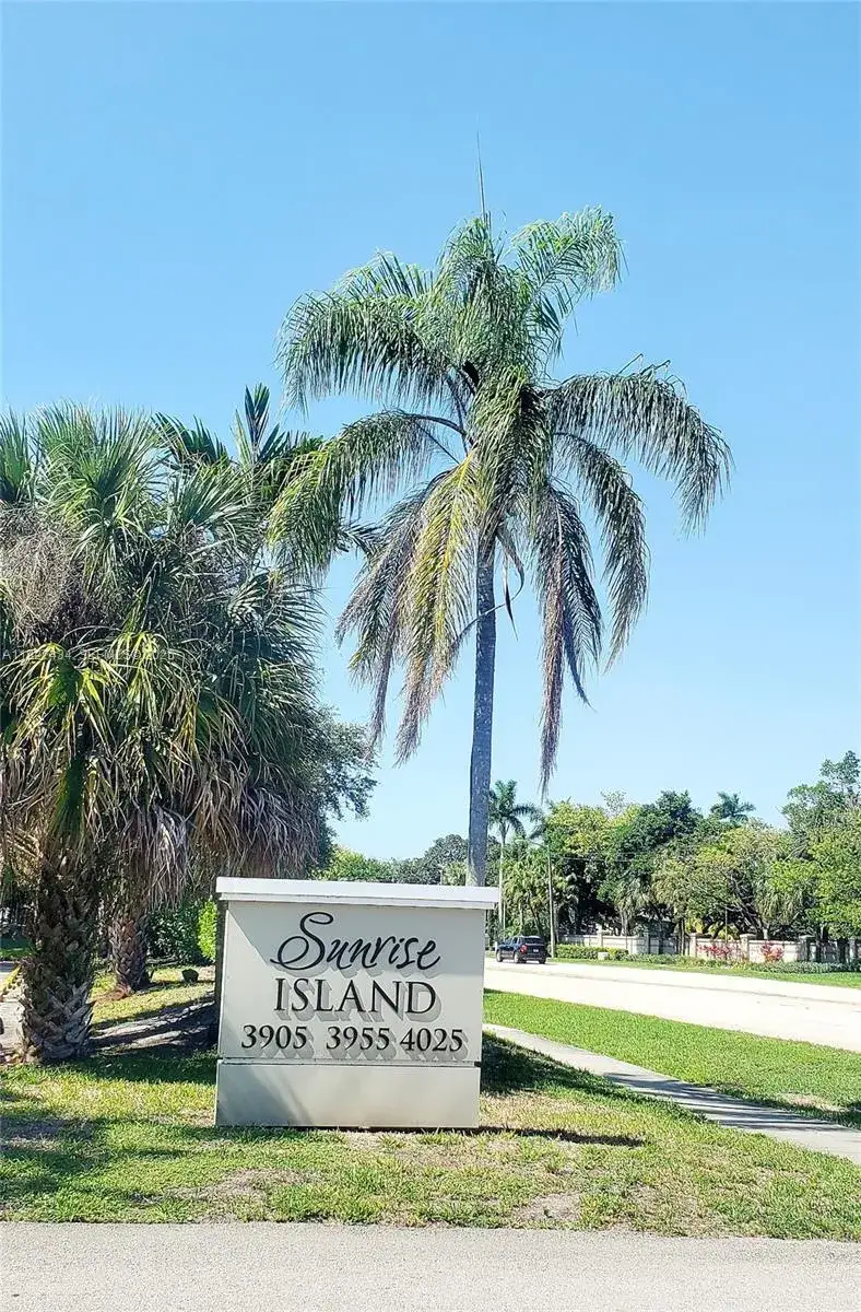 2 bedroom 2 bath Residential for sale at 3905 N Nob Hill Rd # 510, Sunrise FL 33351