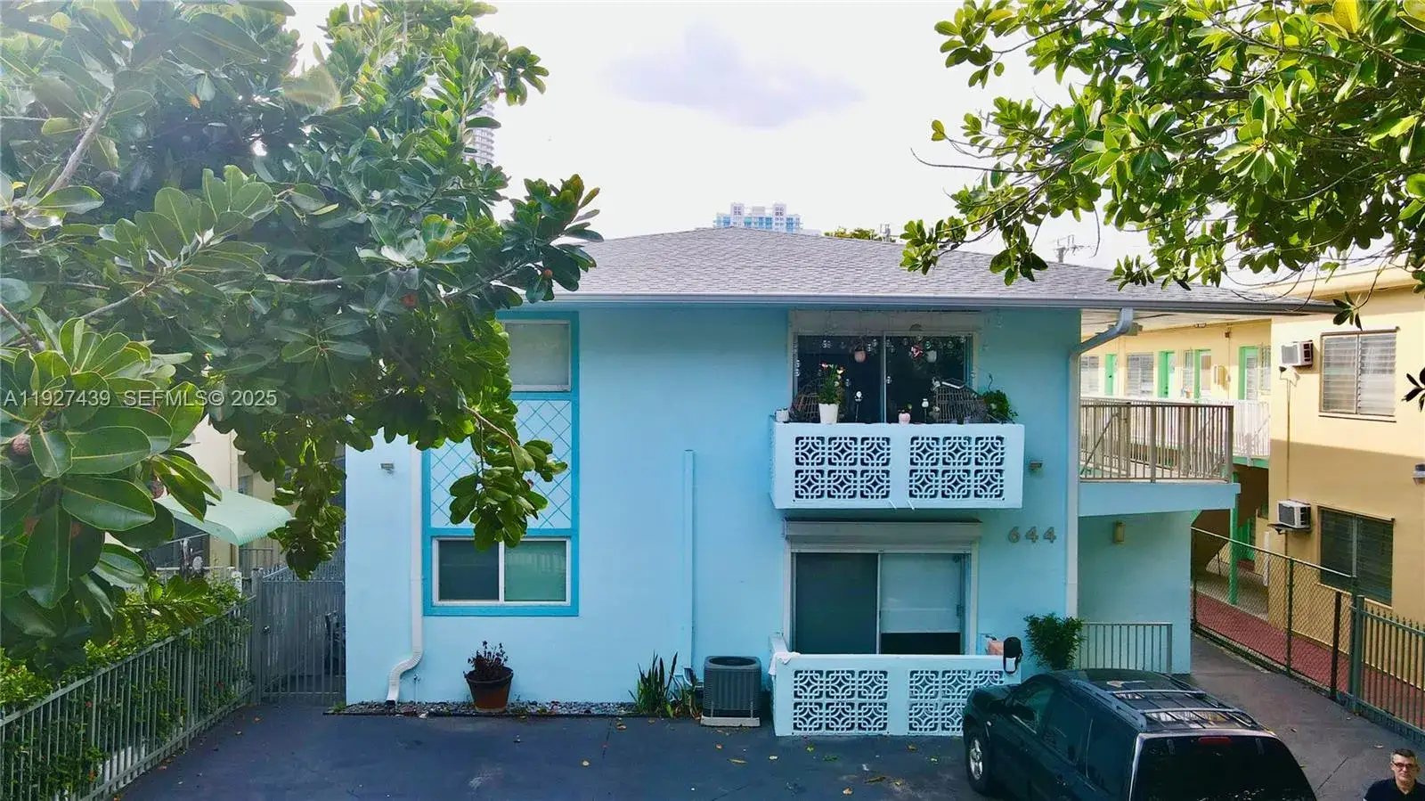 1 bedroom 1 bath Residential for sale at 644 Meridian Ave # 1, Miami Beach FL 33139