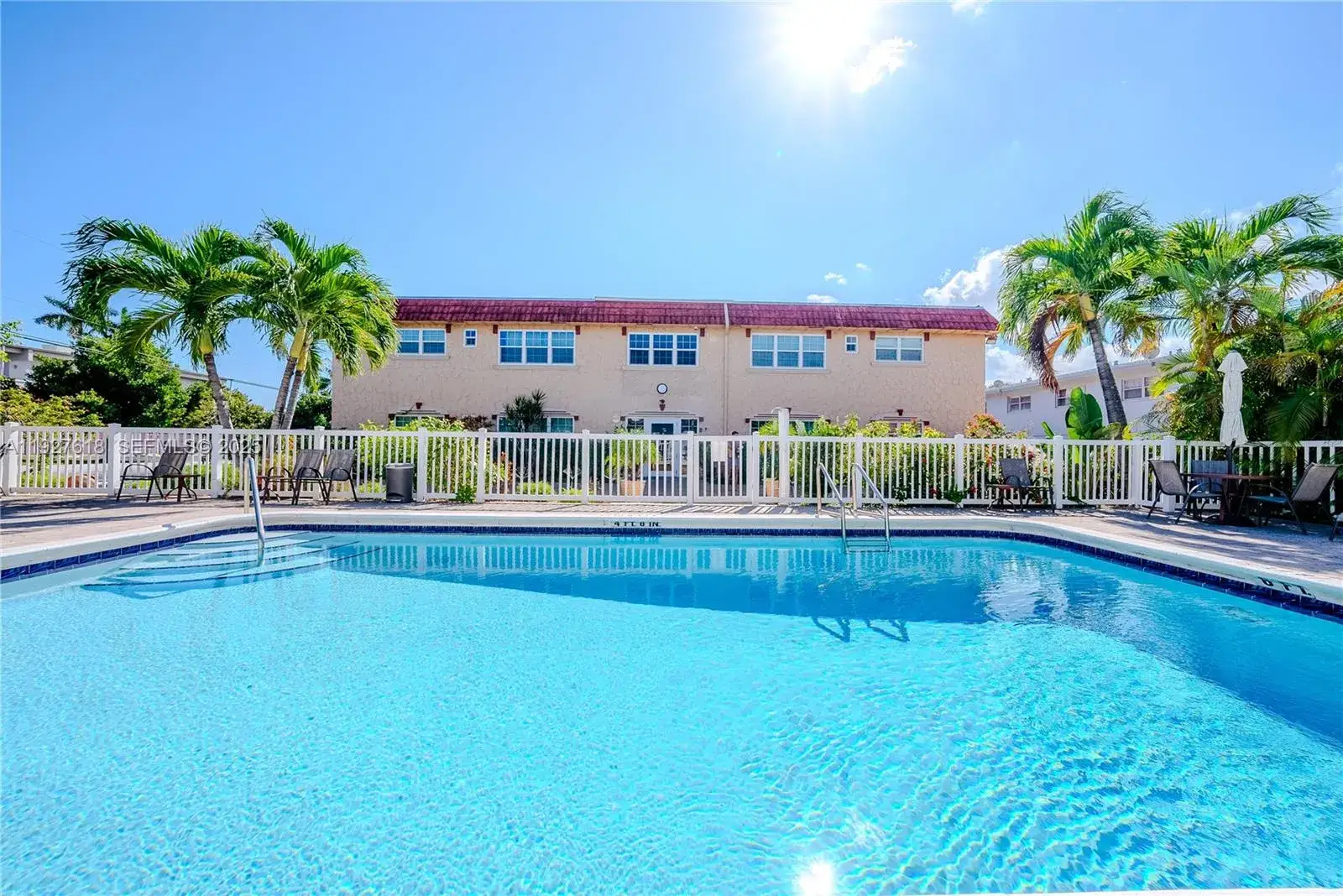 2 bedroom 2 bath Residential for sale at 221 SE 9th Ave # 202, Pompano Beach FL 33060