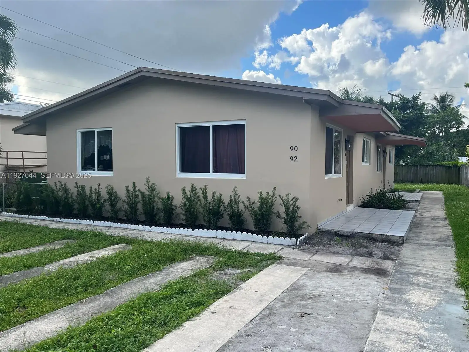 2 bedroom 1 bath Residential Lease for rent at 90 E 15th St # 0, Hialeah FL 33010