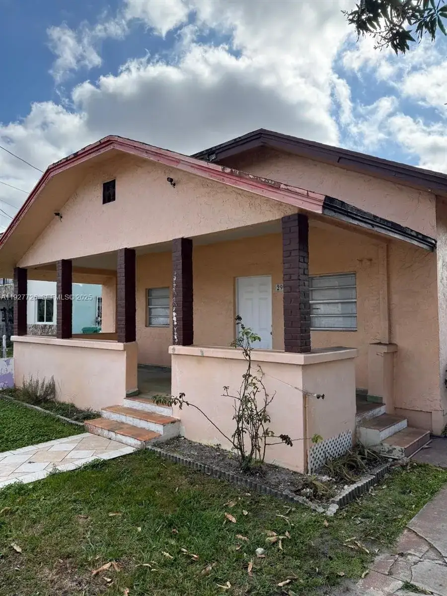 4 bedroom 2 bath Residential Lease for rent at 2978 NW 28th St, Miami FL 33142