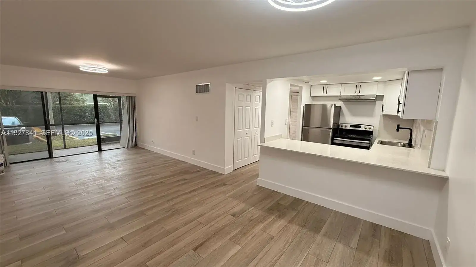 2 bedroom 2 bath Residential for sale at 5845 Washington St # 65, Hollywood FL 33023