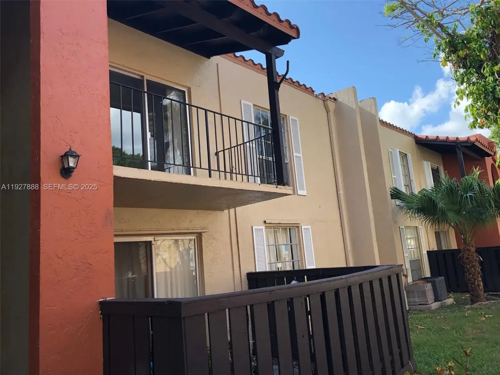 1 bedroom 1 bath Residential Lease for rent at 10744 N Kendall Dr # 16, Miami FL 33176