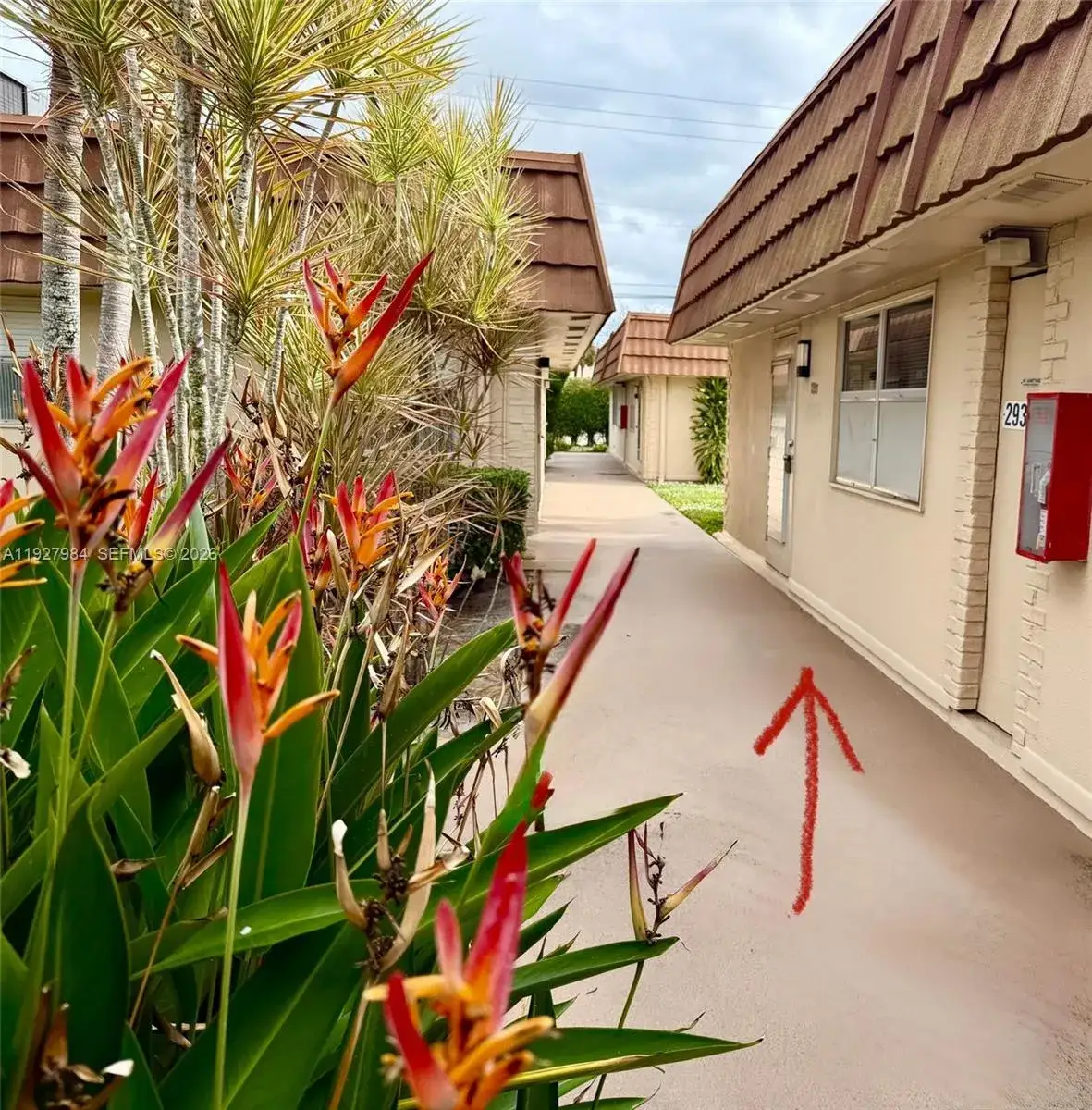 2 bedroom 2 bath Residential for sale at 293 Seville M # 293, Delray Beach FL 33446