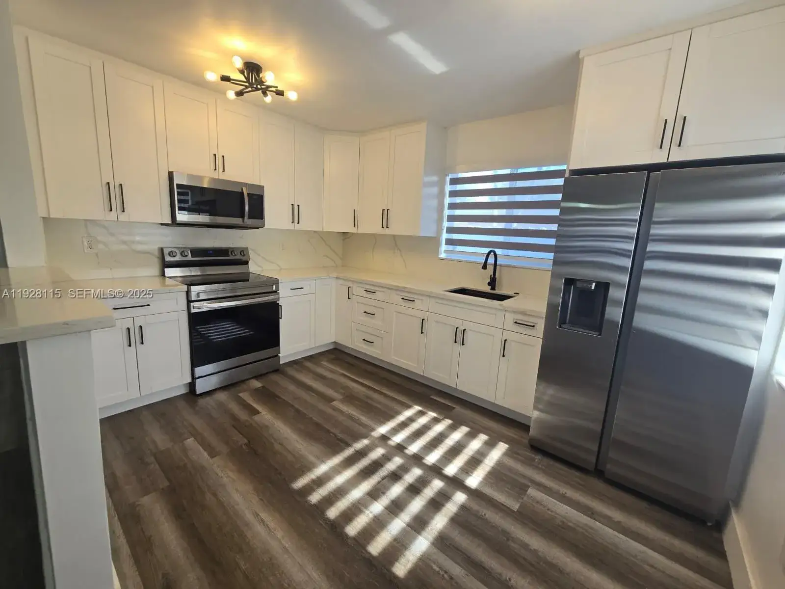 2 bedroom 1 bath Residential Lease for rent at 635 W 31st St, Hialeah FL 33012
