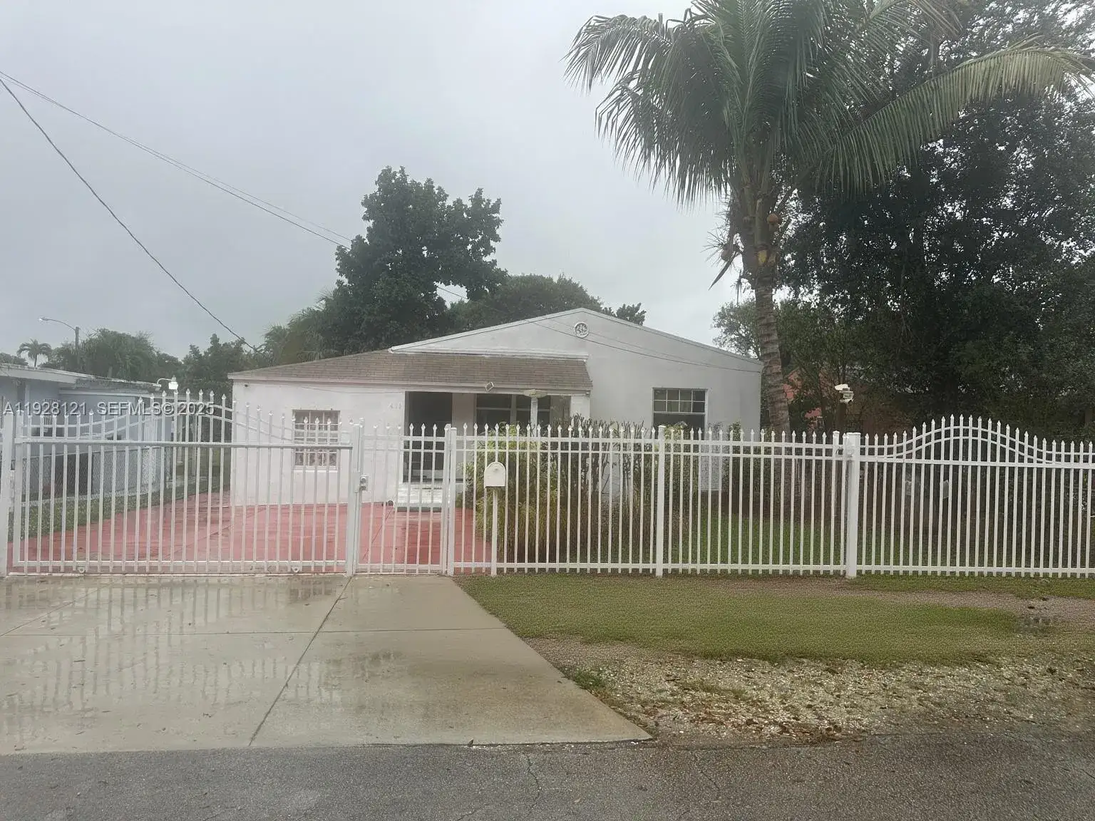 3 bedroom 2 bath Residential for sale at 410 NW 98th St, Miami FL 33150