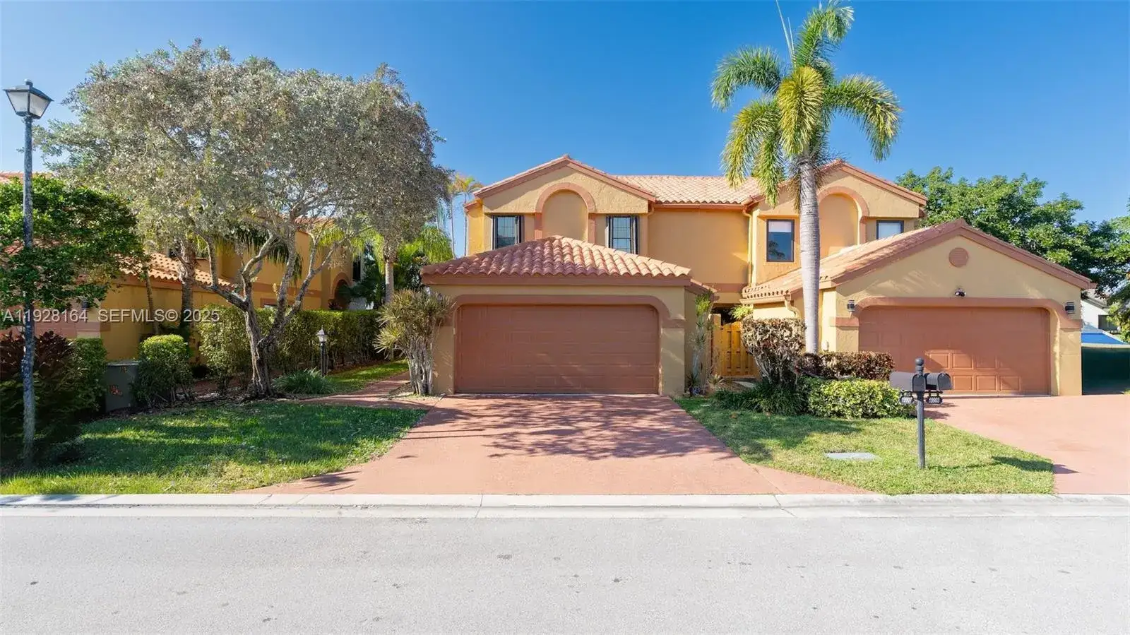 3 bedroom 2 bath Residential for sale at 19907 Villa Lante Pl, Boca Raton FL 33434