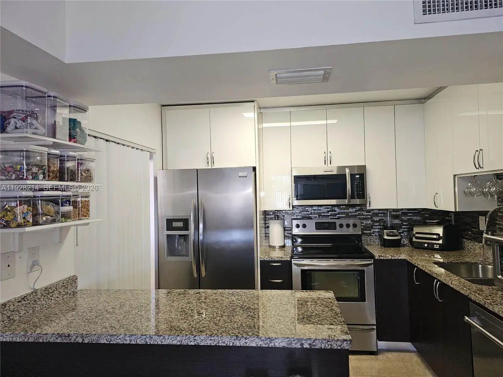 2 bedroom 2 bath Residential for sale at 20160 NE 3rd Ct # 8, Miami FL 33179