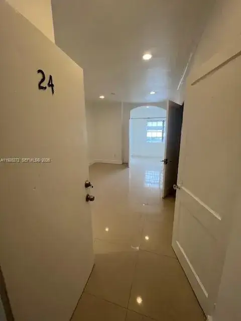 1 bedroom 1 bath Residential Lease for rent at 2614 SW 8th St # 24, Miami FL 33135