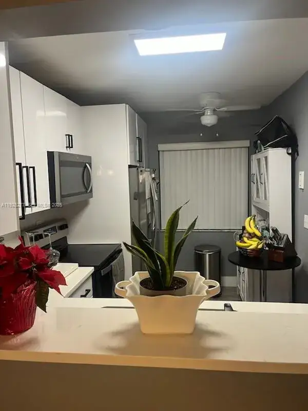2 bedroom 2 bath Residential Lease for rent at 7980 NW 50th St # 201, Lauderhill FL 33351