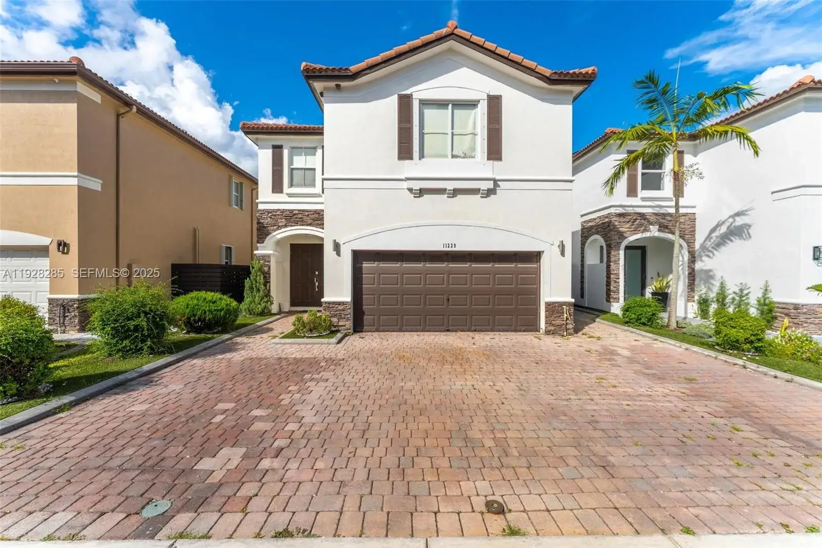 4 bedroom 2 bath Residential for sale at 11229 NW 44th Ter, Doral FL 33178
