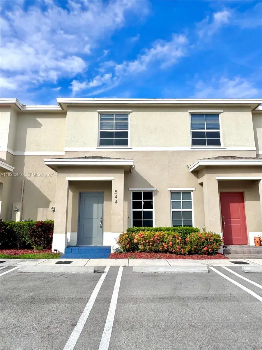 2 bedroom 2 bath Residential Lease for rent at 544 NE 4th St # 544, Florida City FL 33034