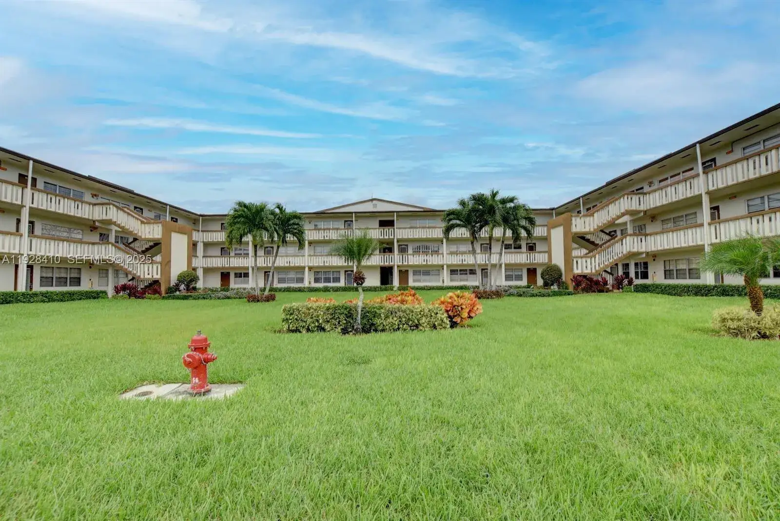 1 bedroom 1 bath Residential for sale at 293 Mansfield G # 293, Boca Raton FL 33434