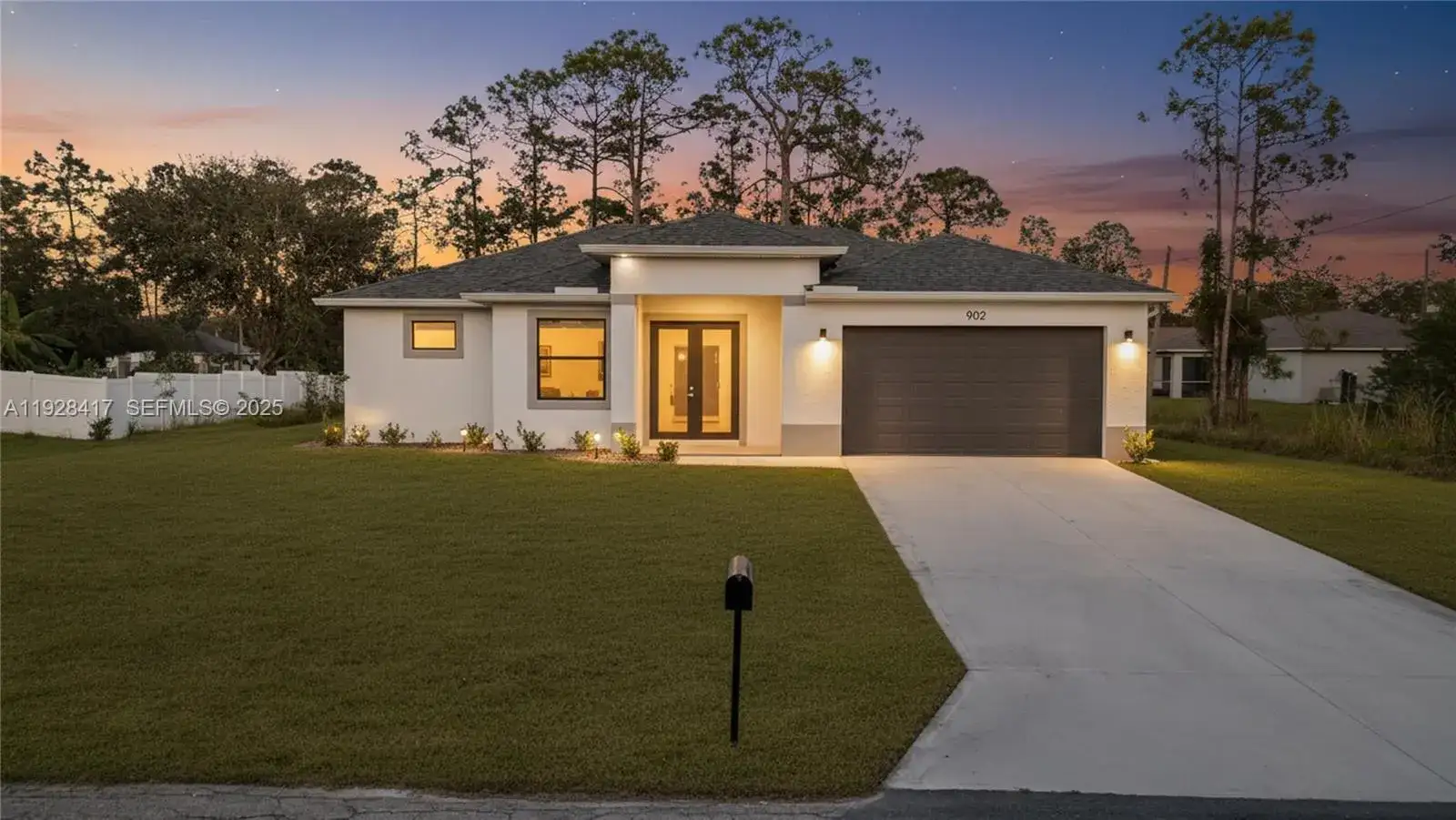 3 bedroom 2 bath Residential for sale at 902 Magnolia Ave, Lehigh Acres FL 33972