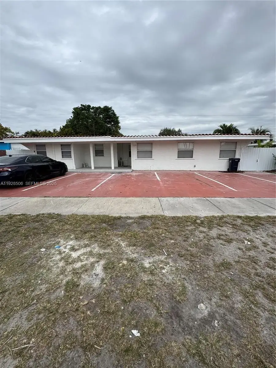 3 bedroom 2 bath Residential Lease for rent at 10245 SW 37th Ter, Miami FL 33165
