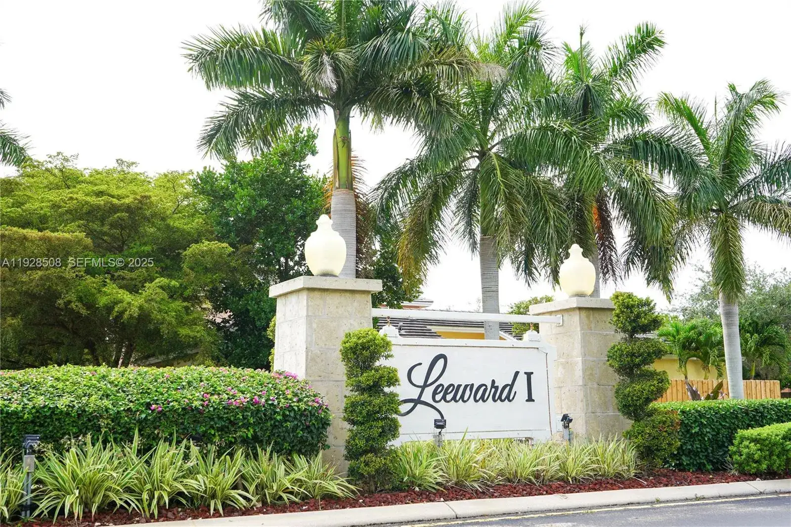4 bedroom 2 bath Residential Lease for rent at 3334 NE 3rd Dr, Homestead FL 33033
