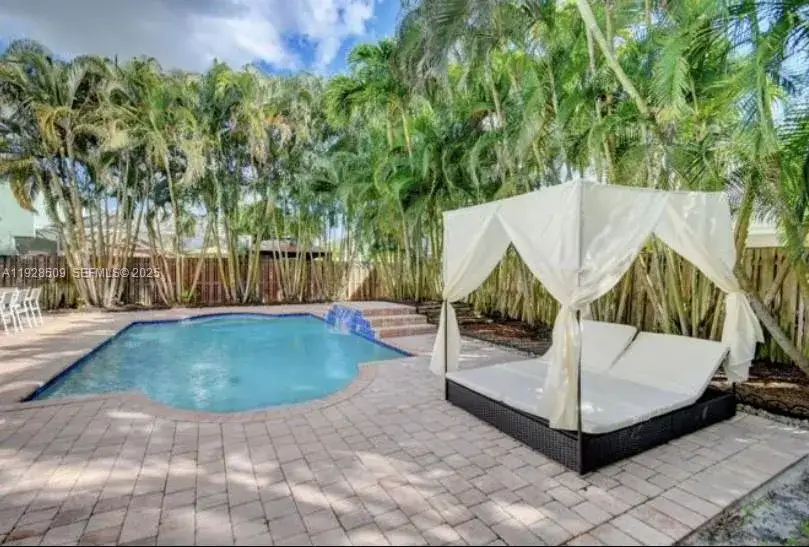 5 bedroom 2 bath Residential Lease for rent at 12980 Blue Lake Dr # 0, Wellington FL 33414